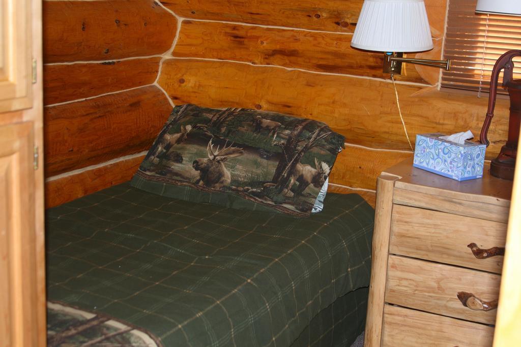 Wise Old Hunter Lodge アンカー・ポイント 部屋 写真